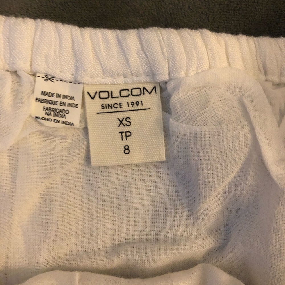 Volcom romper - Picture 9 of 9